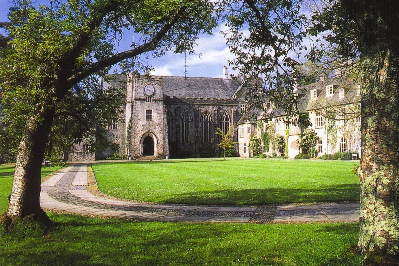 Dartington Hall Totnes Exteriör bild