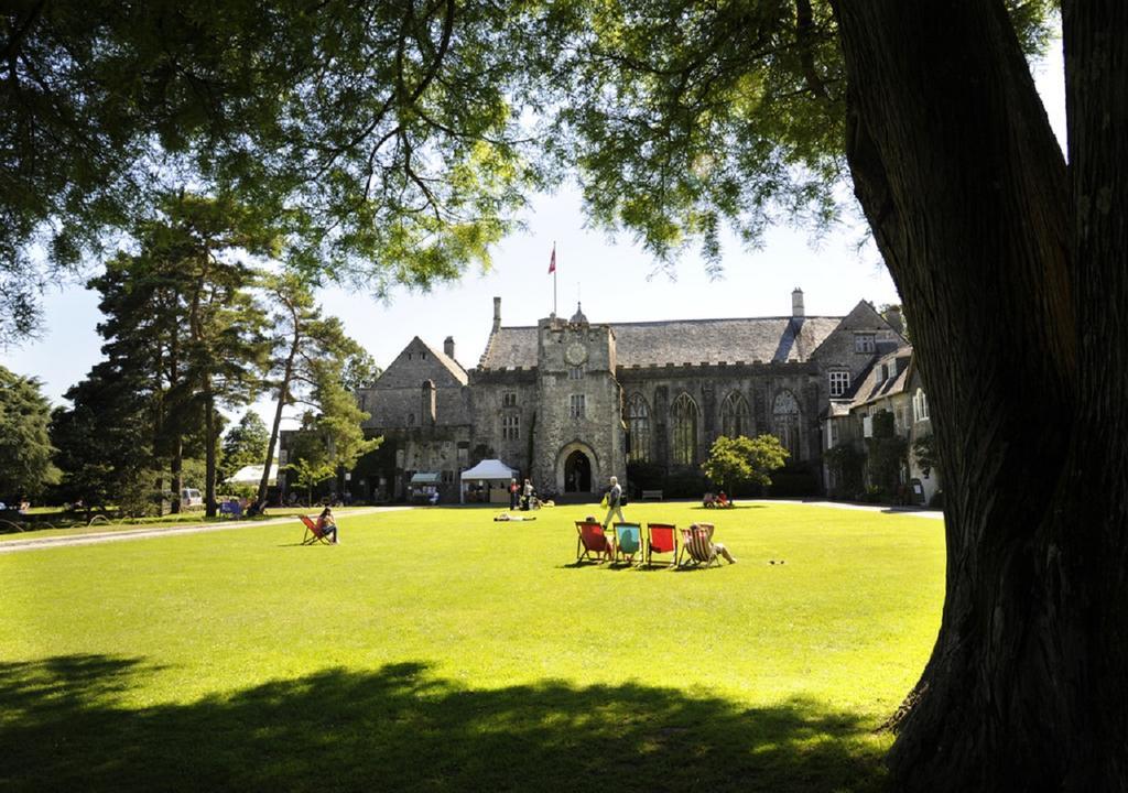 Dartington Hall Totnes Exteriör bild